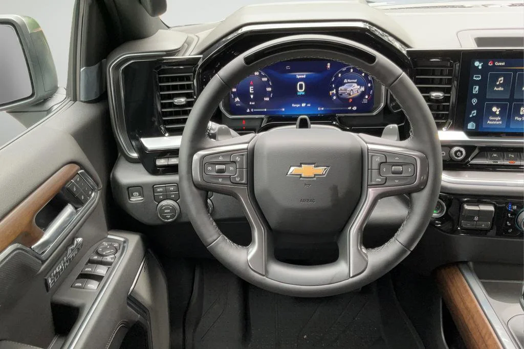 New 2026 Chevrolet Silverado 1500 High Country 4D Crew Cab