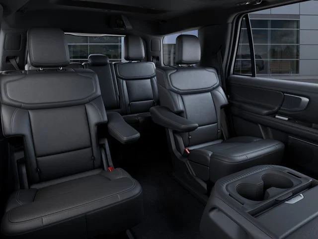 New 2027 Star White Metallic Tri-Coat Ford Platinum image 11