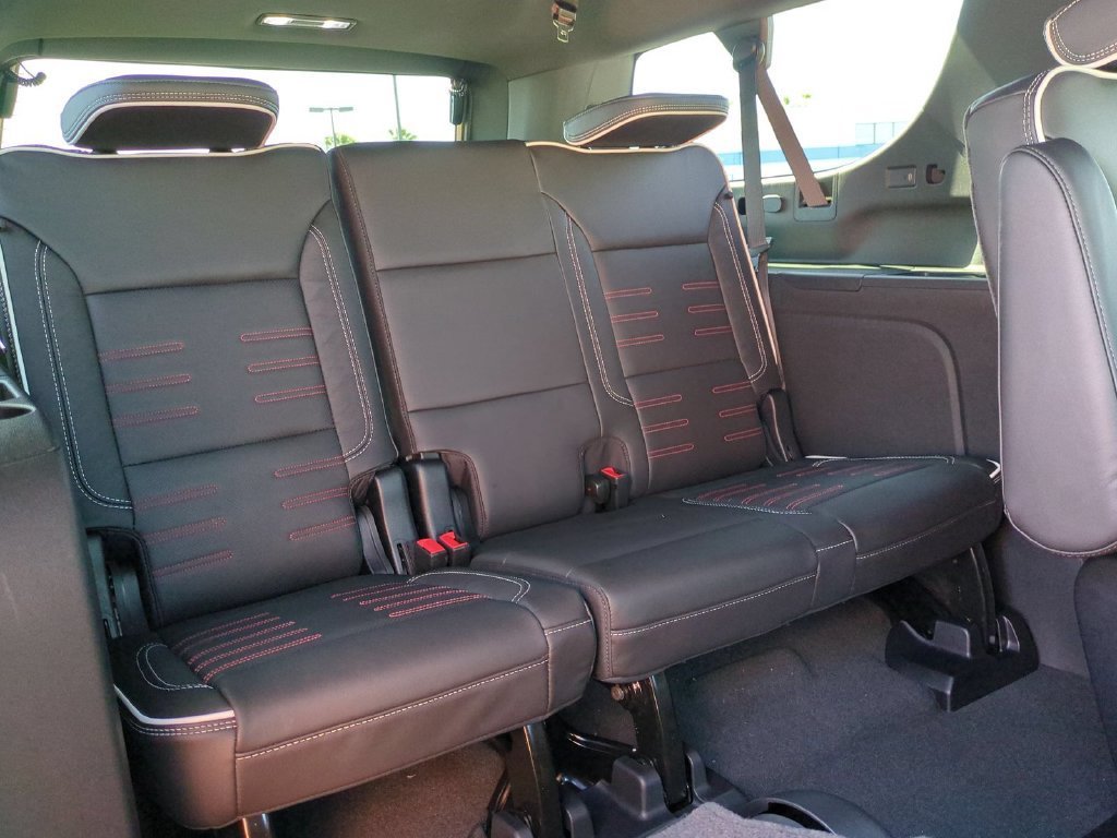 2026 GMC Yukon XL AT4 Ultimate - Photo 32