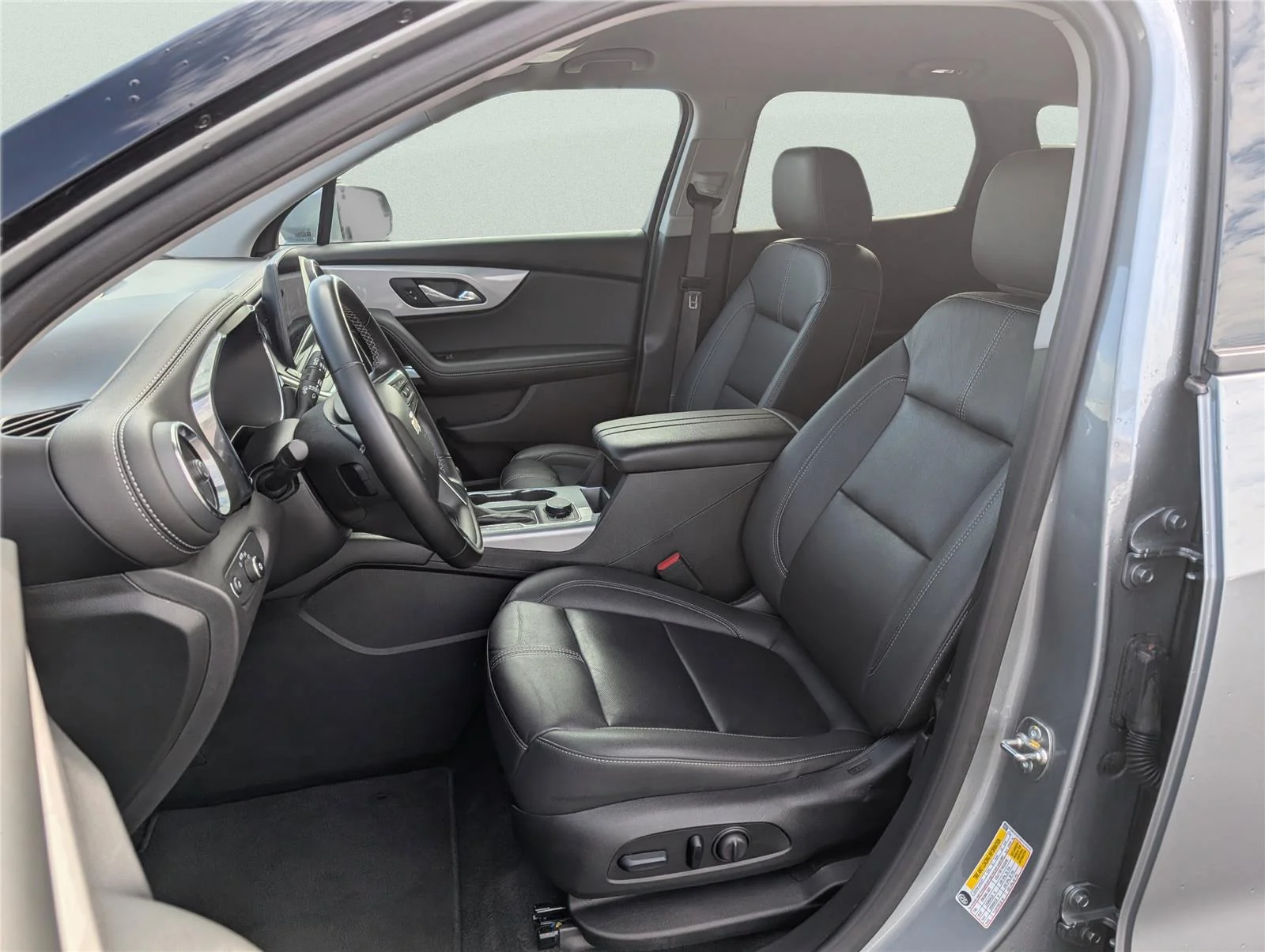 Used 2024 Sterling Gray Metallic Chevrolet 3LT image 9