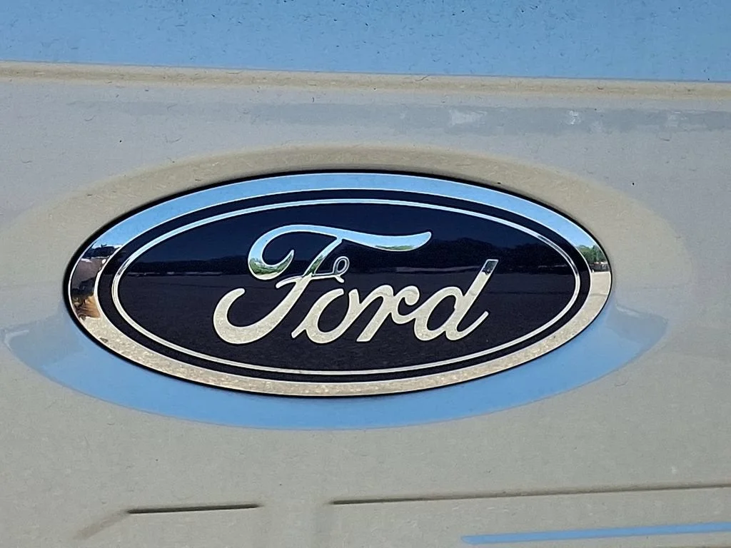 Used 2023 Silver Ford XLT image 64