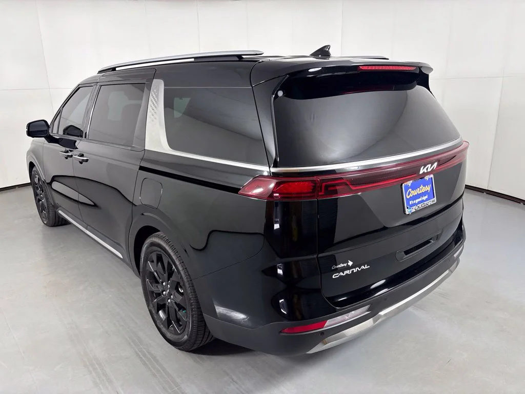 Used 2024 Black Kia SX Prestige image 6