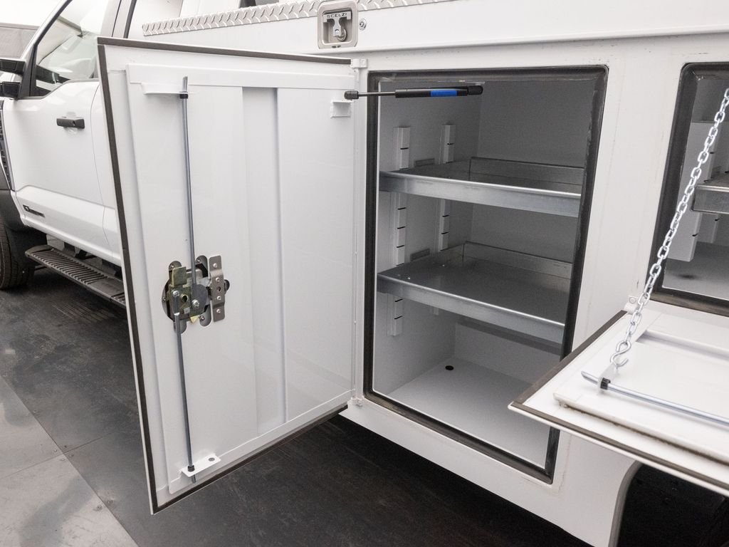 New 2026 Oxford White Ford XL image 26
