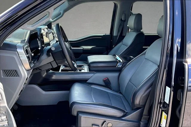 Used 2025 Blue Ford Lariat image 21