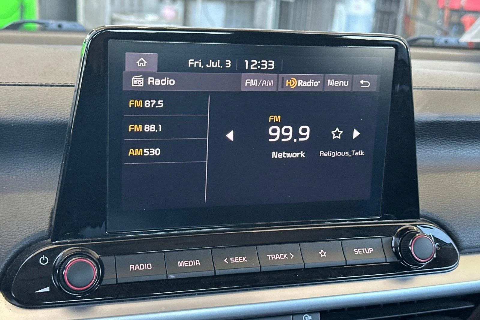 Used 2023 Snow White Pearl Kia LXS image 17