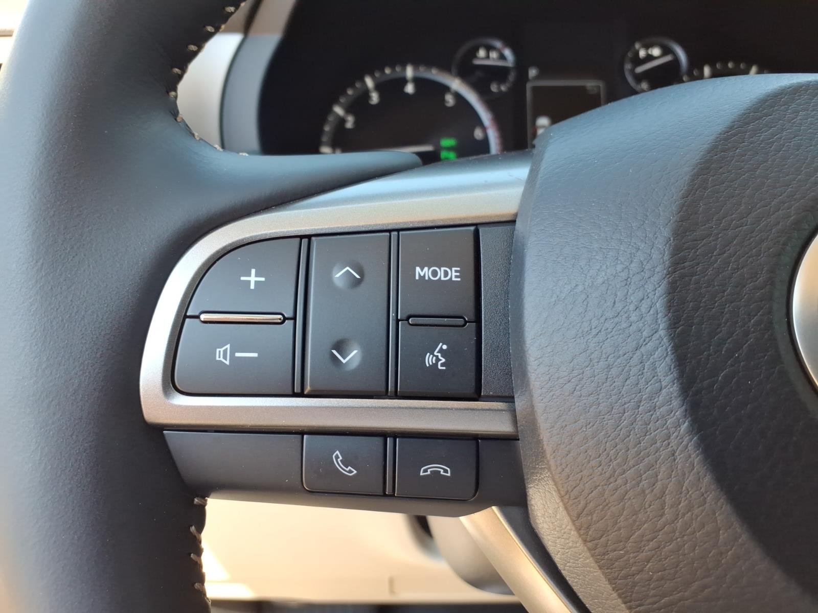 Certified Used 2023 Eminent White Pearl Lexus Luxury image 25
