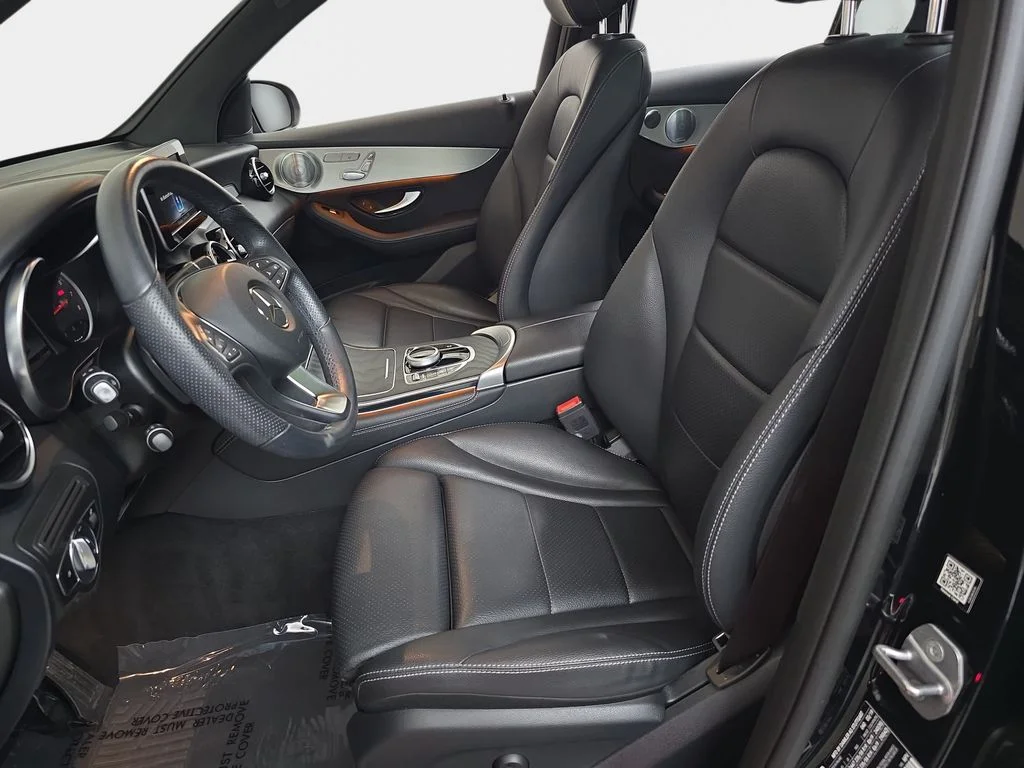 Used 2019 Black Mercedes-Benz GLC 300 image 18