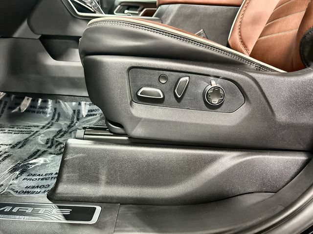 2026 GMC Sierra 3500HD Denali Ultimate - Photo 12