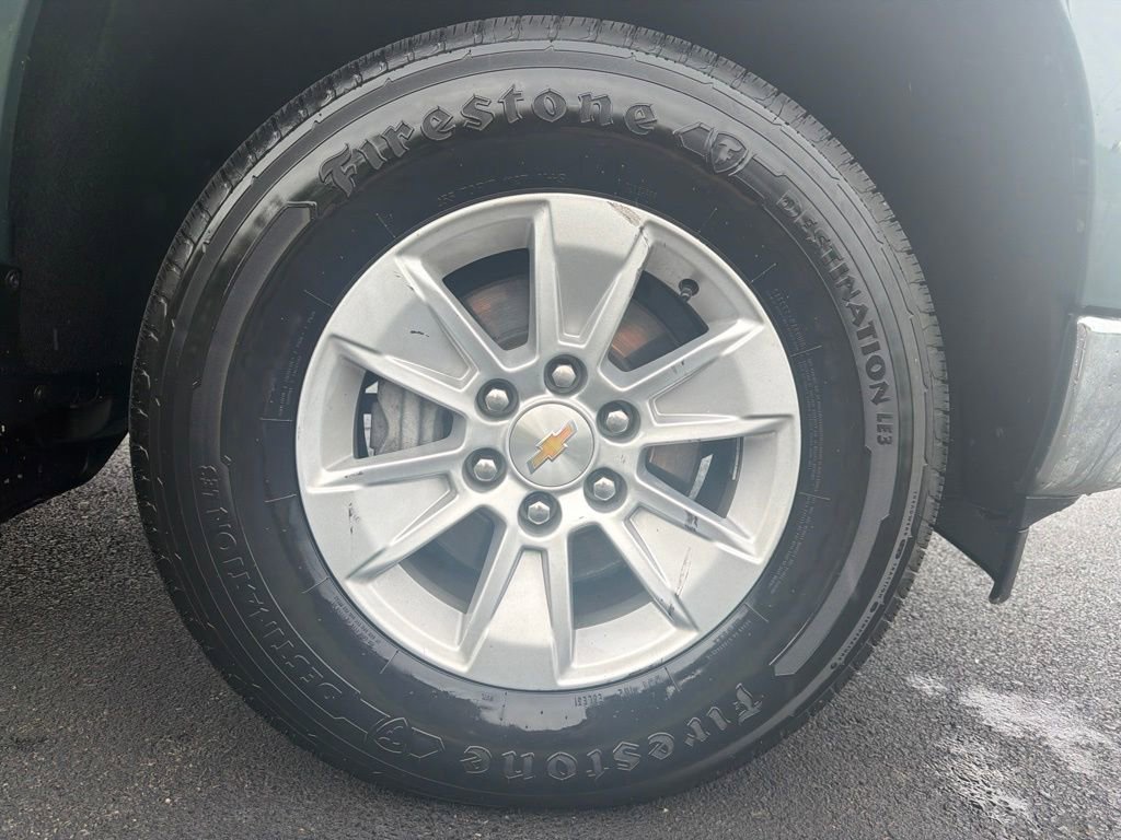 Used 2025 Cypress Gray Chevrolet LT image 13