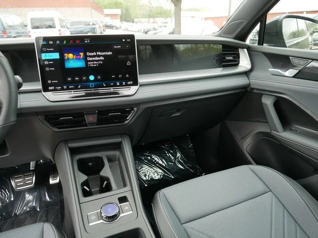 New 2026 Black Volkswagen 2.0T SE R-Line Black image 10