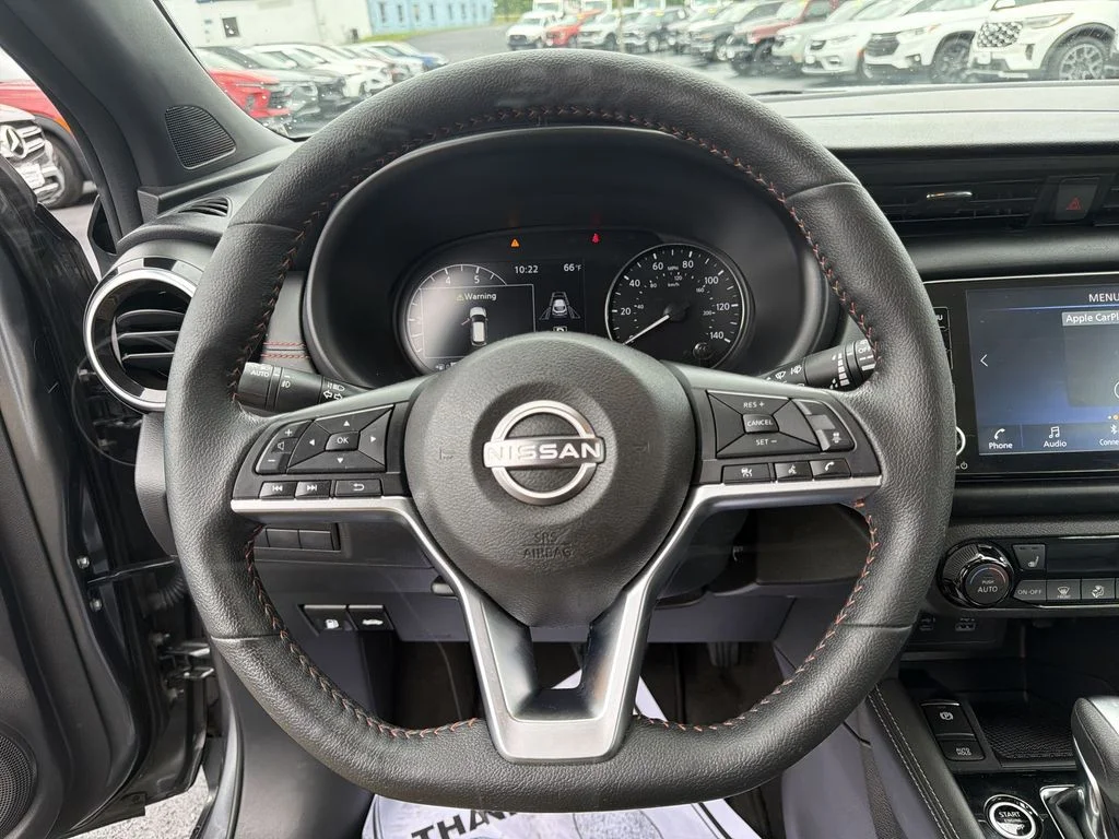 Used 2023 Gray Nissan SR image 17