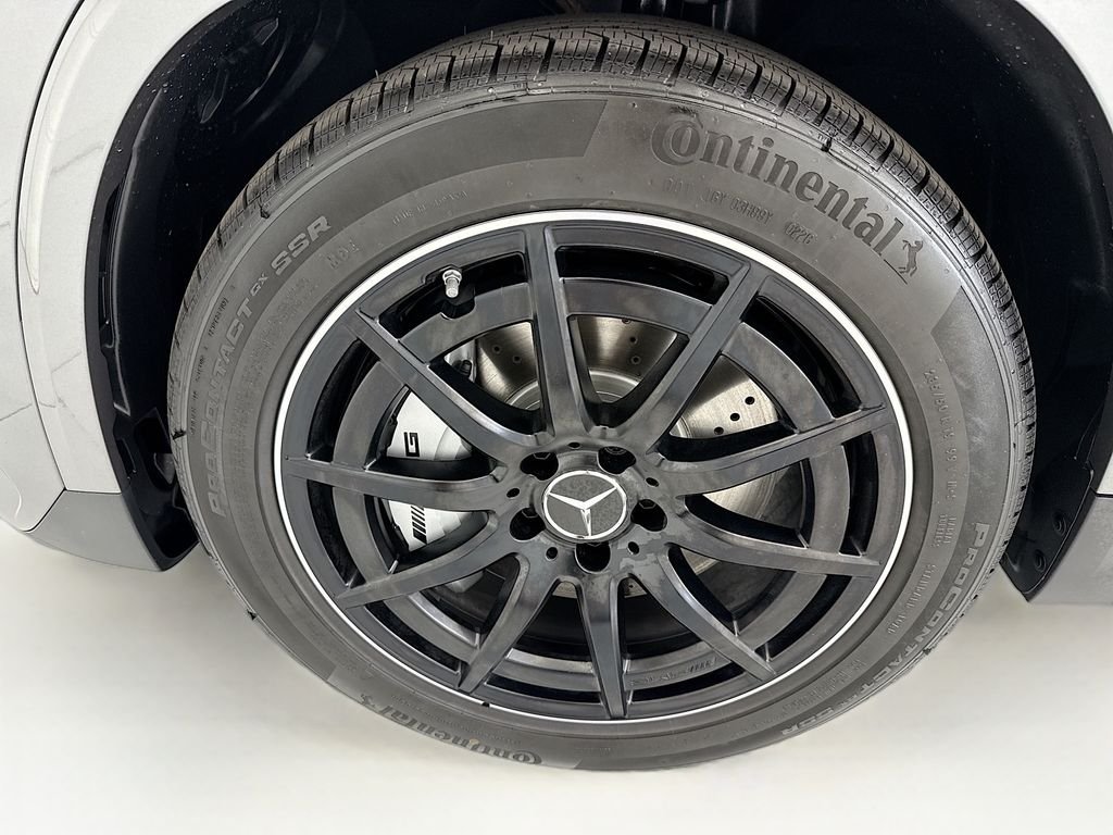 New 2026 Mountain Grey Metallic Mercedes-Benz GLA 35 AMG® image 29