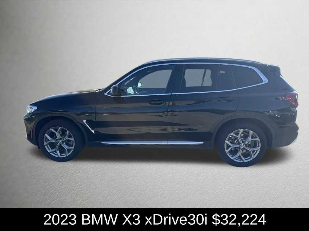 Used 2023  BMW xDrive30i image 6