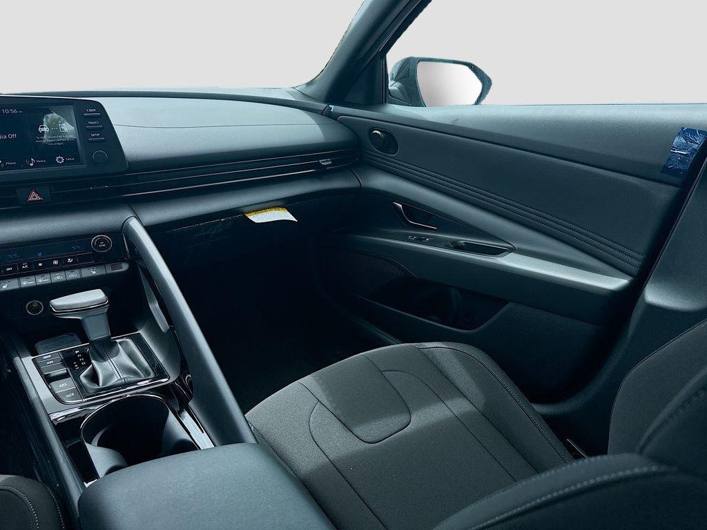 New 2026 Amazon Gray Hyundai SEL Sport Premium image 16
