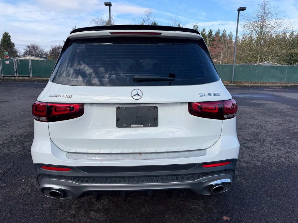 Used 2021 Digital White Metallic Mercedes-Benz GLB 35 AMG® image 6