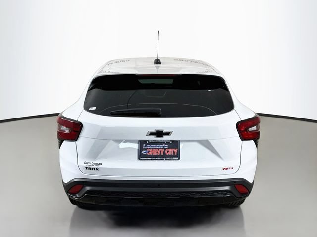 New 2026 Summit White Chevrolet 1RS image 7