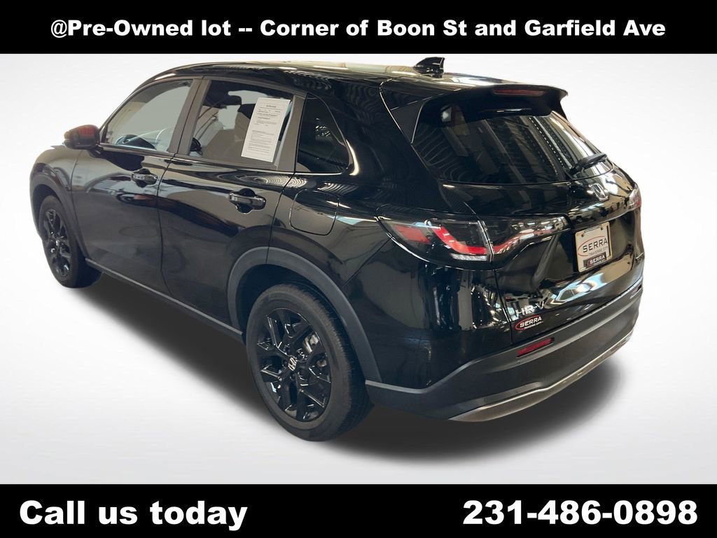 Used 2024  Honda Sport image 3