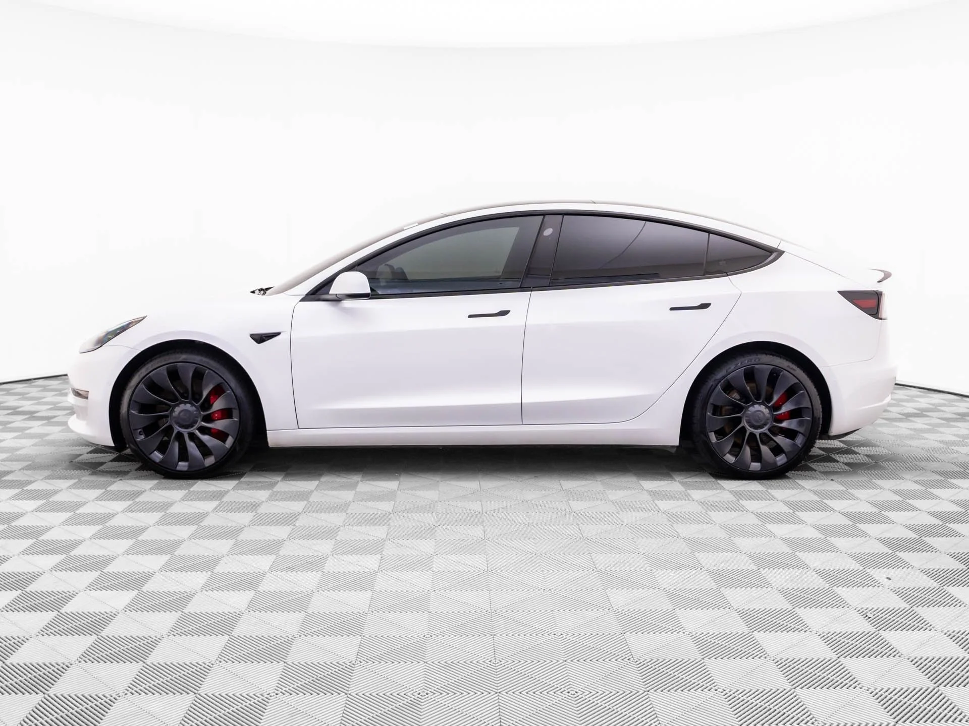 Used 2022 Tesla Model 3 Performance with VIN 5YJ3E1EC9NF358777 for sale in Barrington, IL