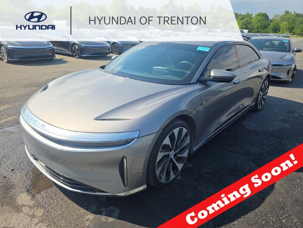 2024 Lucid Air Touring's photo
