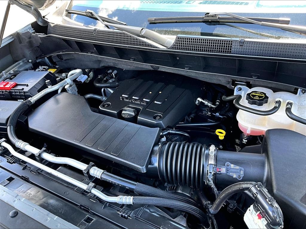 Used 2024 Gray Chevrolet LT image 35