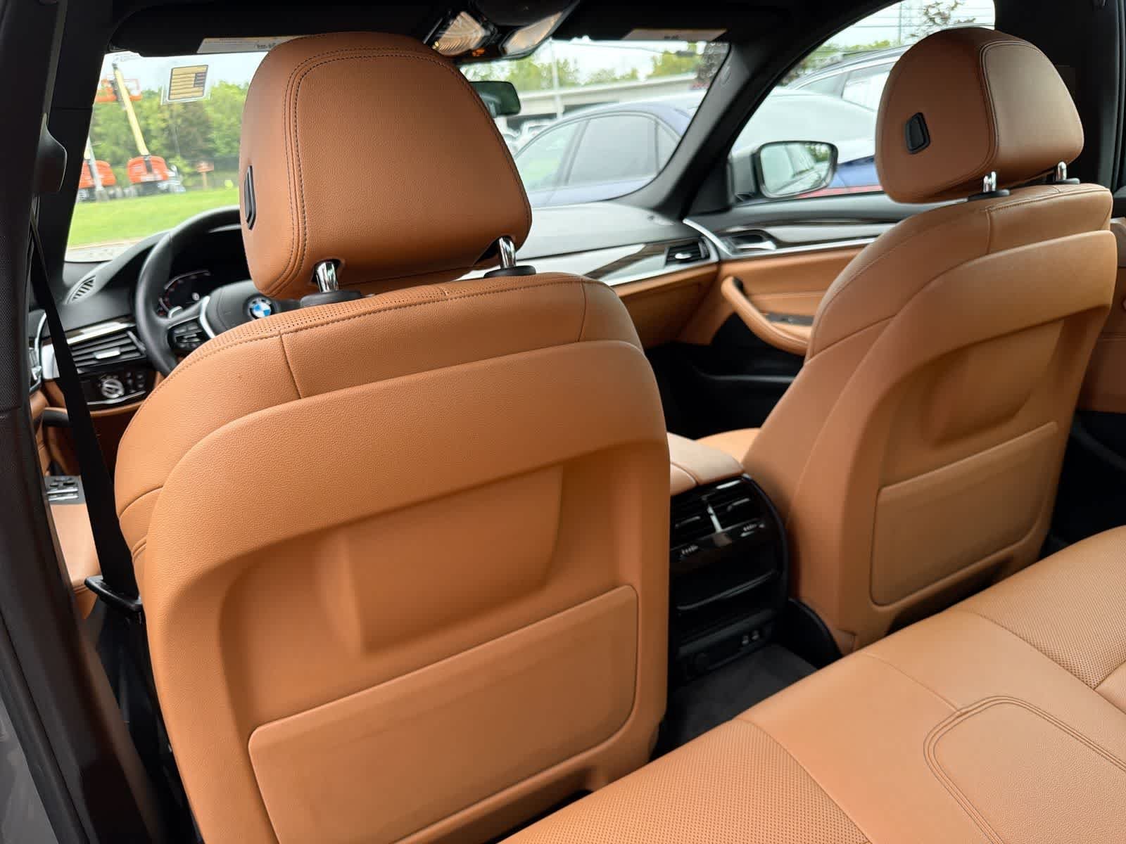 Used 2021 Bernina Grey Amber Effect Metallic BMW 530i xDrive image 19