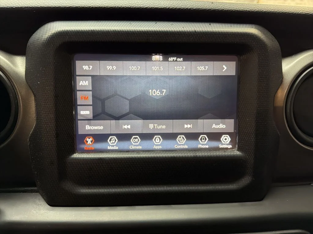 Used 2021 Black Jeep Unlimited Sport image 20