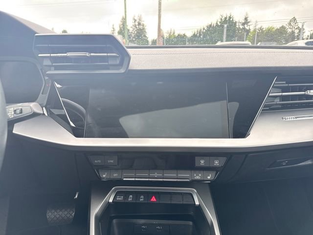 Used 2023 Glacier White Audi Premium image 22