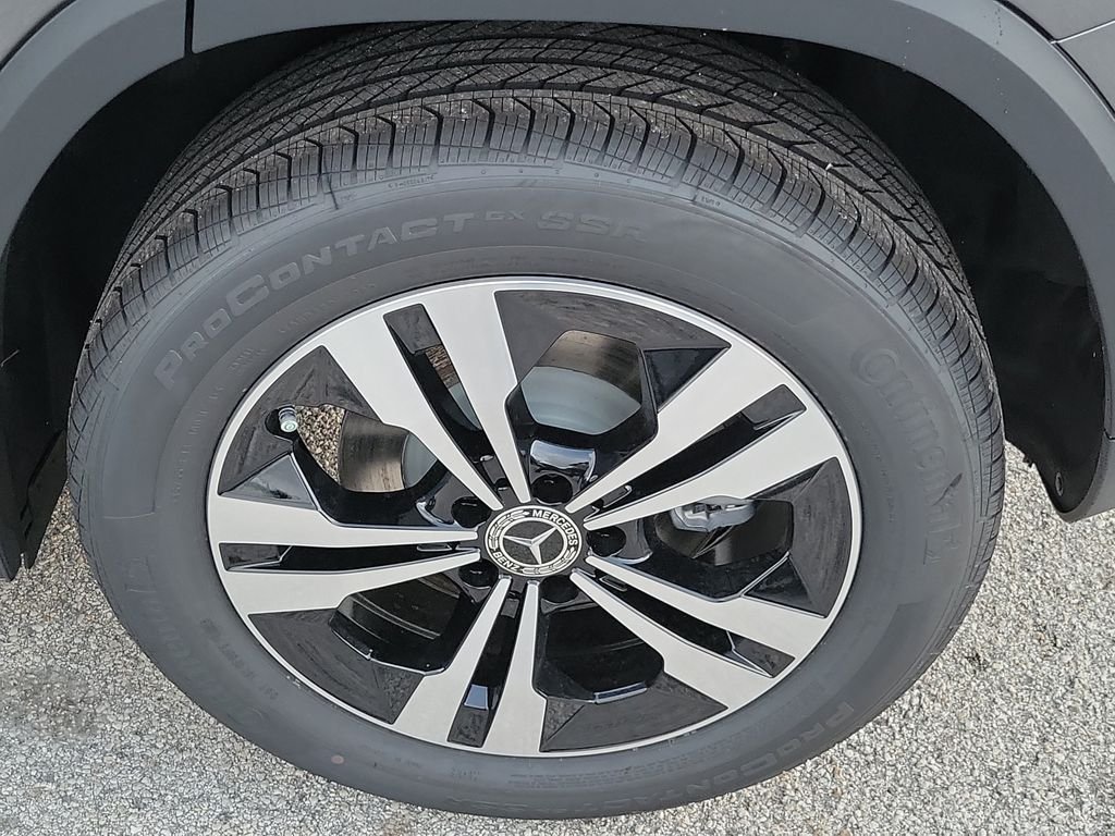 New 2026 Mountain Grey Metallic Mercedes-Benz GLA 250 image 8