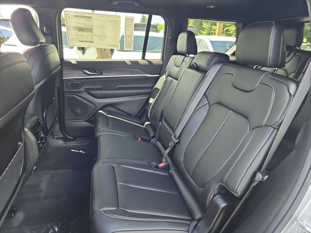 New 2026 Silver Zynith Exterior Paint Jeep Limited image 14