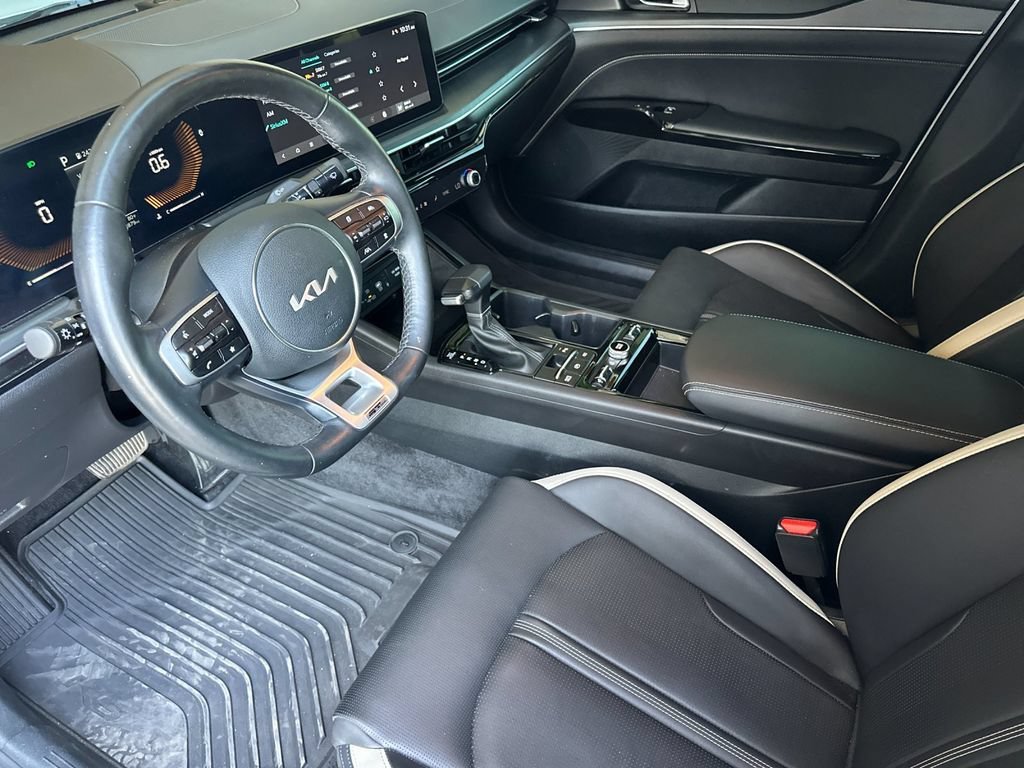 2025 Kia K5 GT-Line - Photo 10