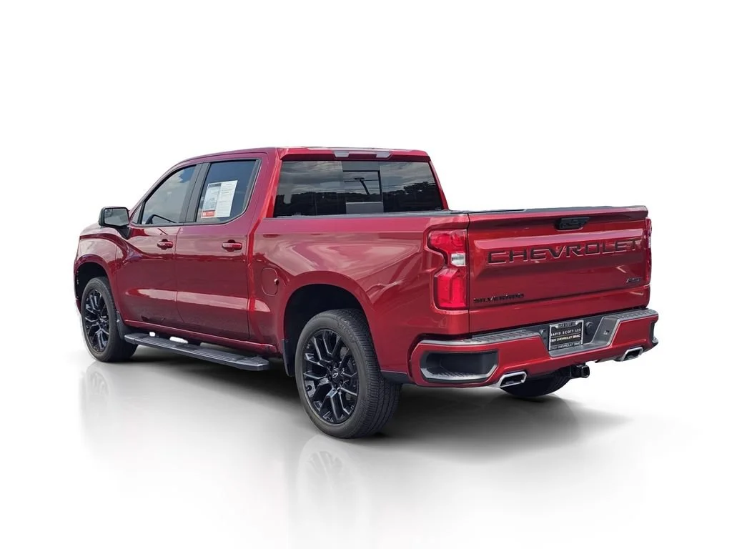 Used 2024 Radiant Red Tintcoat Chevrolet RST image 13