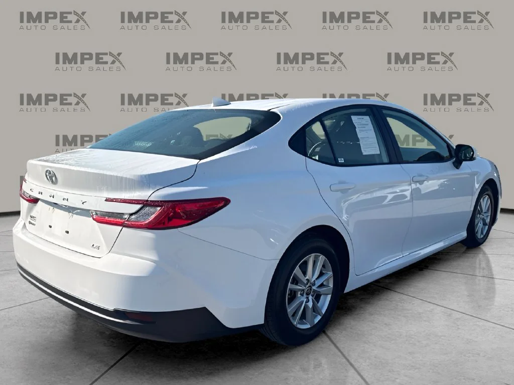 Used 2025 White Toyota LE image 5