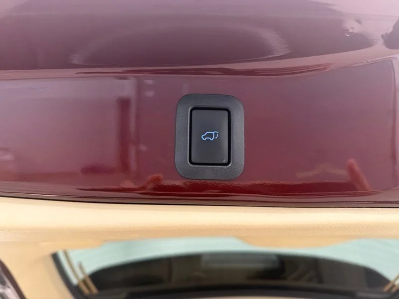 Used 2017 Red Toyota Limited image 13