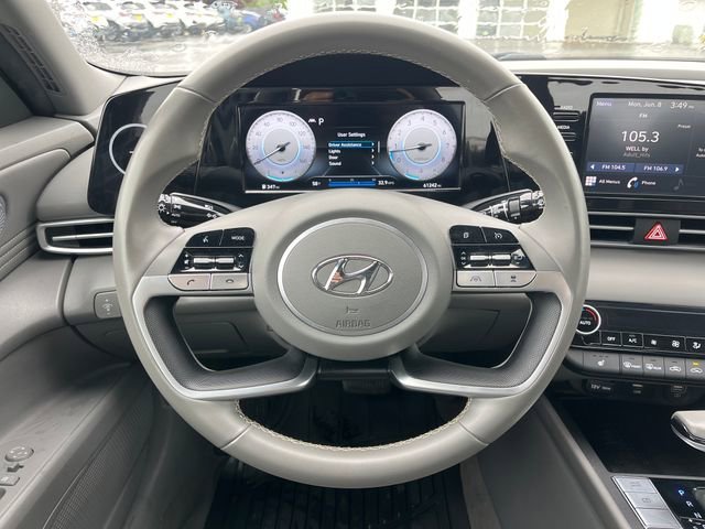 Used 2022 Fluid Metal Hyundai SEL image 18
