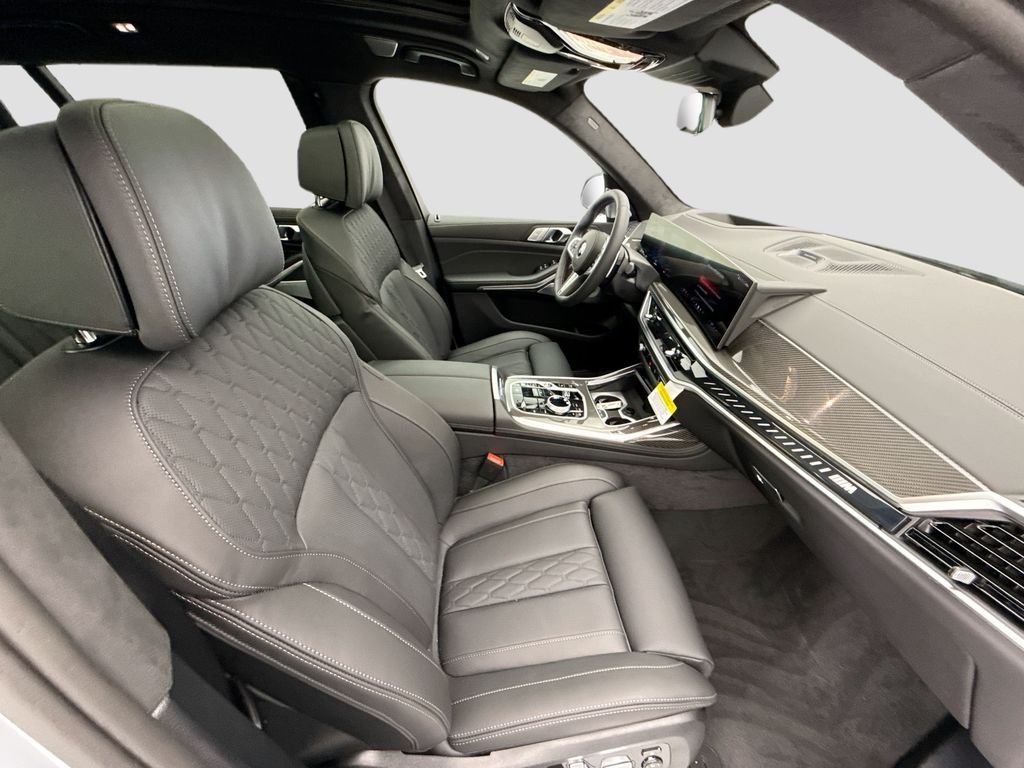 New 2027 Gray Metallic BMW M60i image 19