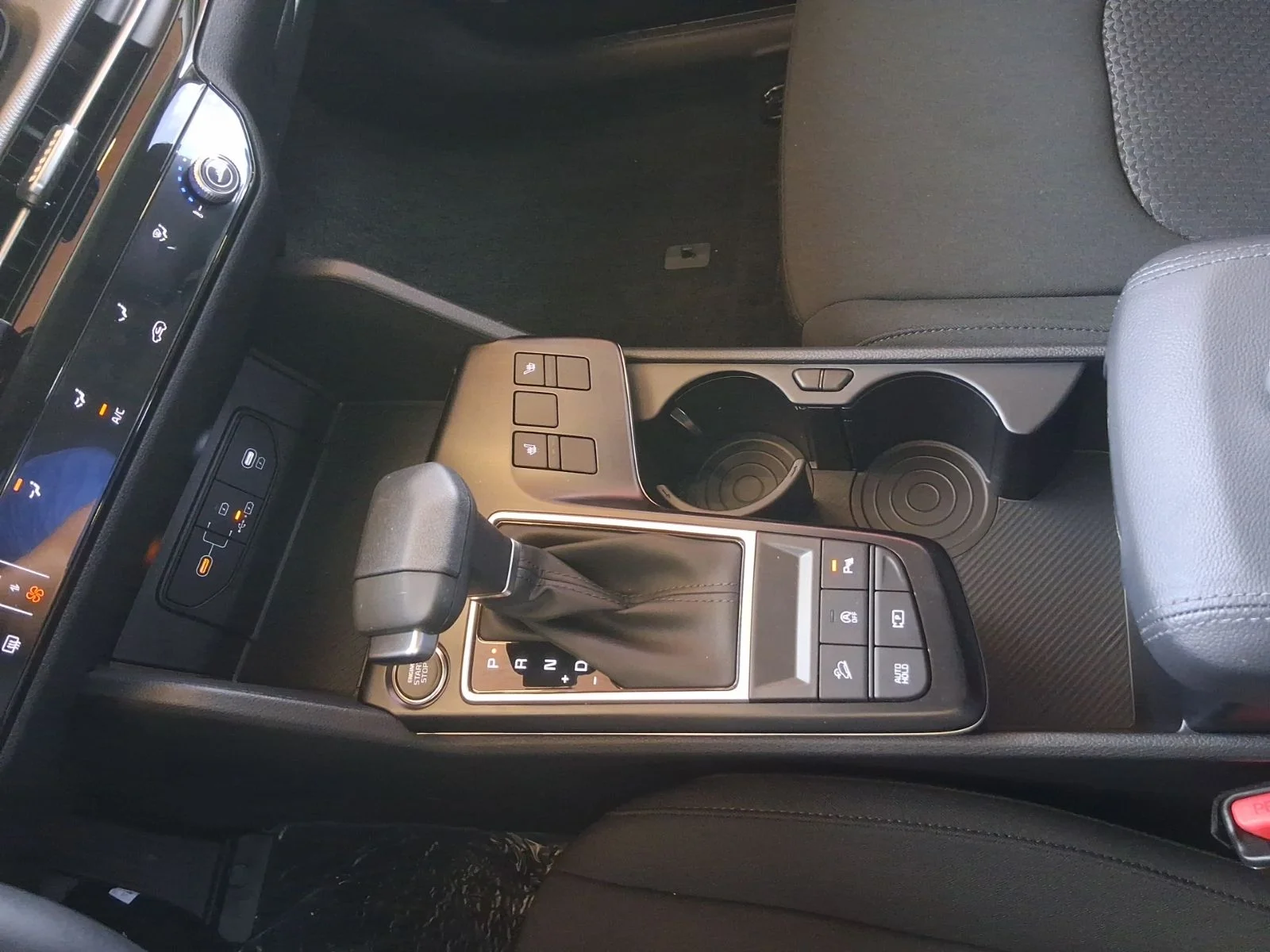 New 2026 White Kia LX image 17