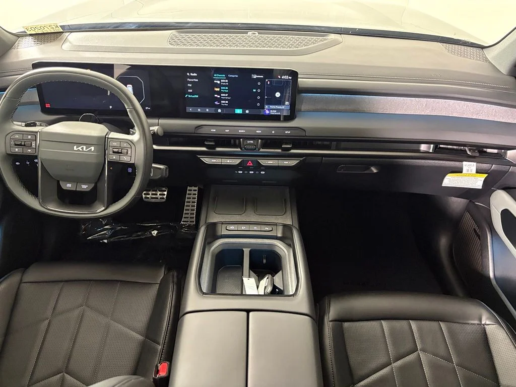 New 2027 Black Jade Green Kia X-LINE SX image 36