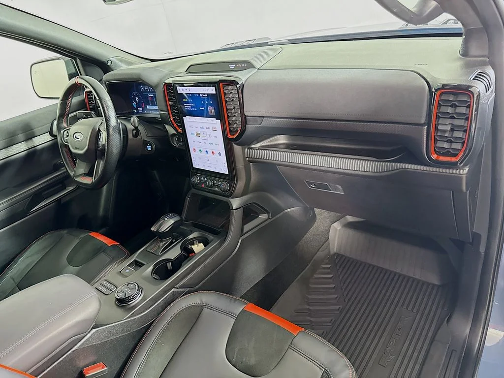 Used 2024 AZURE GRAY MET TRI-COAT Ford Raptor image 26