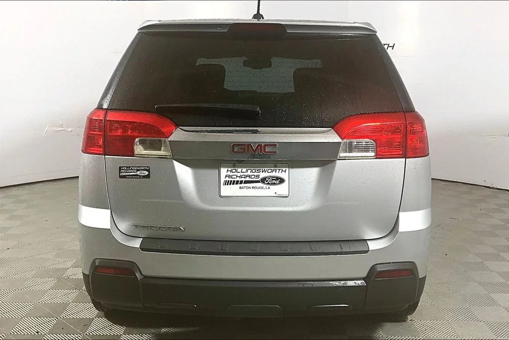 Used 2015 Quicksilver Metallic GMC SLE-1 image 4