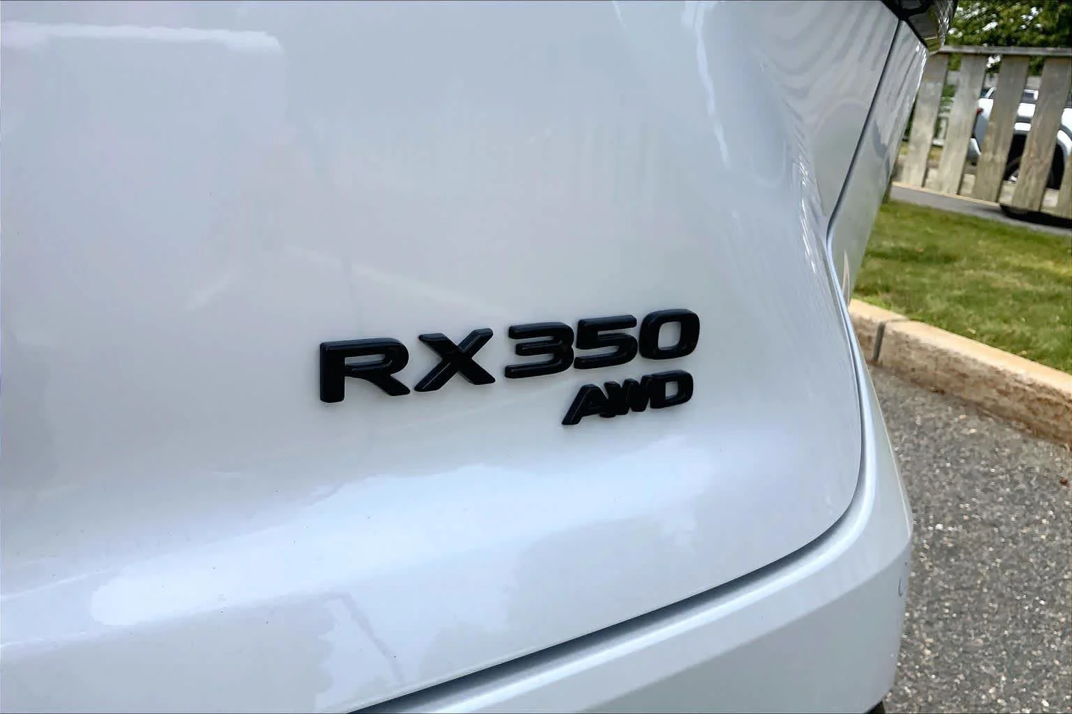 New 2026 Eminent White Pearl Lexus PREMIUM PLUS image 15