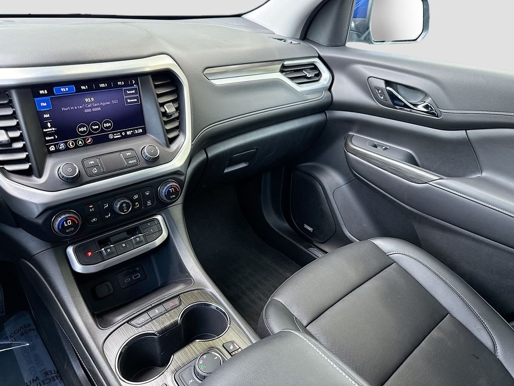 Used 2023 Ultra Blue Metallic GMC SLT image 24
