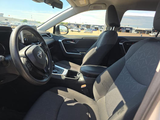 Used 2025 White Toyota XLE image 5