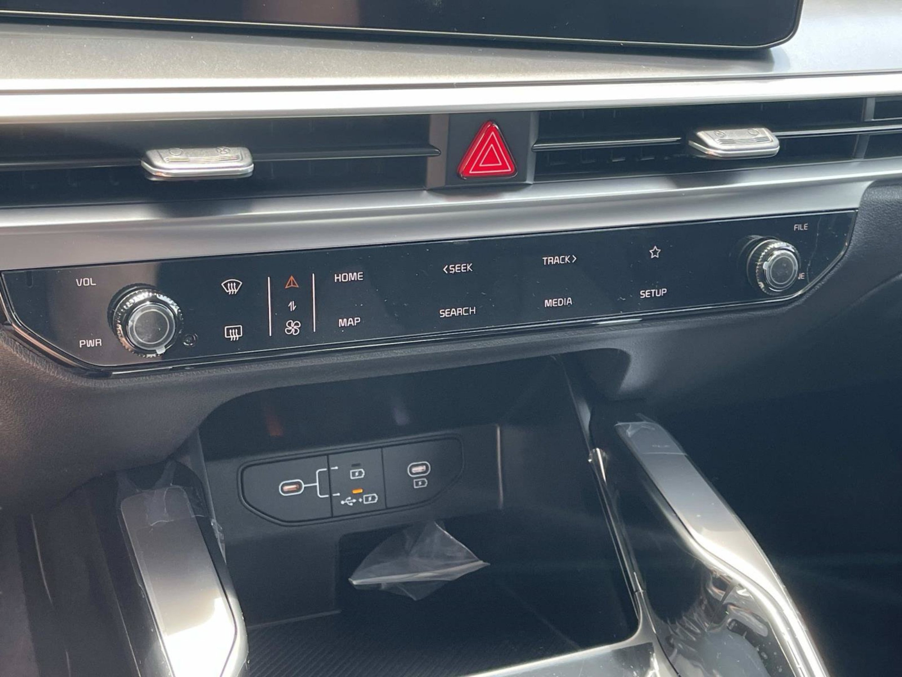 New 2026 Panthera Metal Kia LX image 24