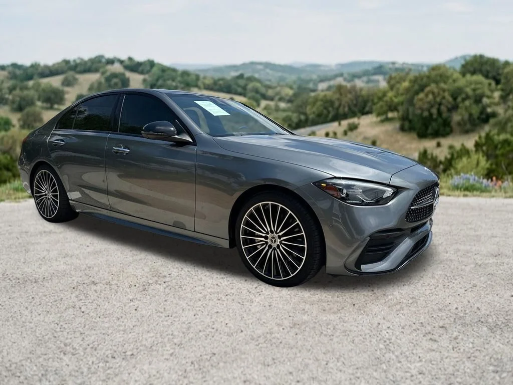 2025 Mercedes-Benz C-Class C 300's photo