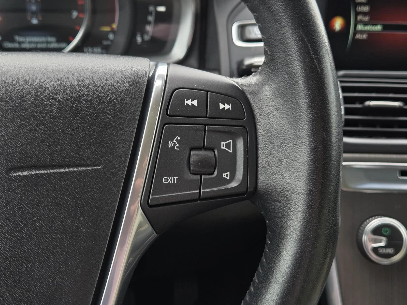 2016 Volvo XC60 Premier - Photo 16