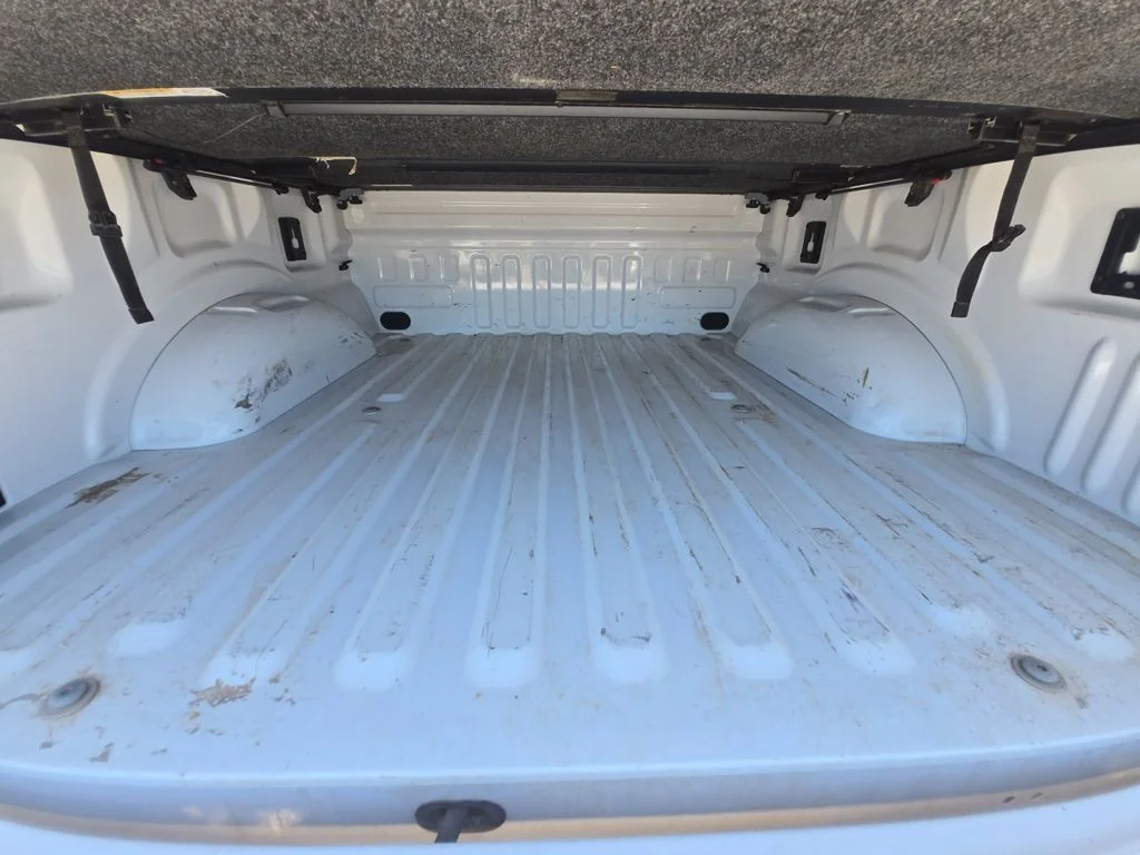 Used 2021 White Ford Lariat image 12
