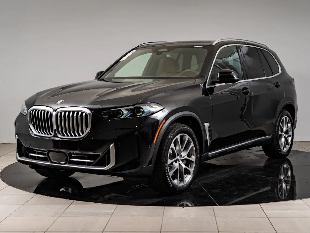 New 2026 Black Sapphire Metallic BMW xDrive40i image 1