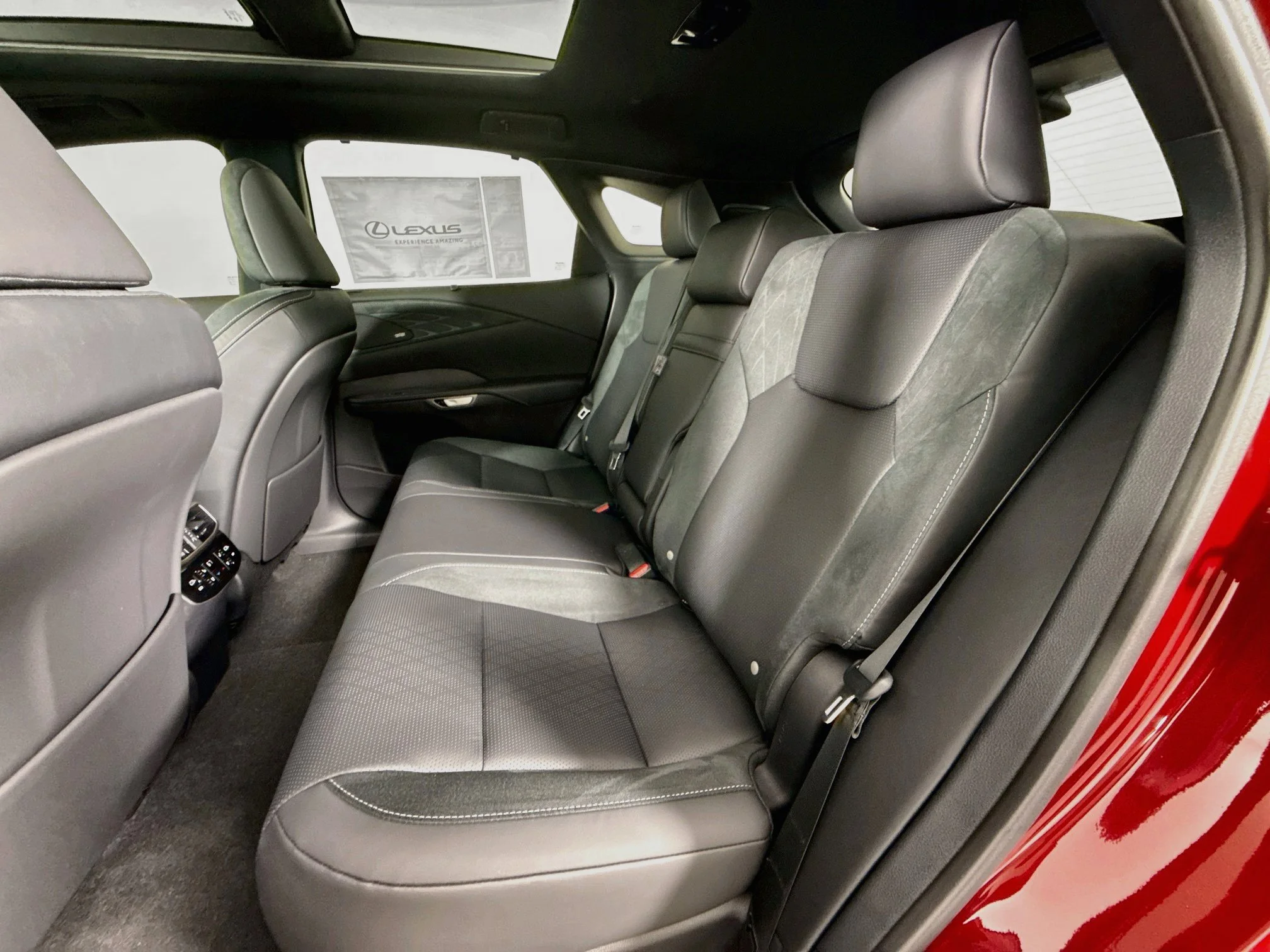 2026 Lexus RX 350 Luxury - Photo 23