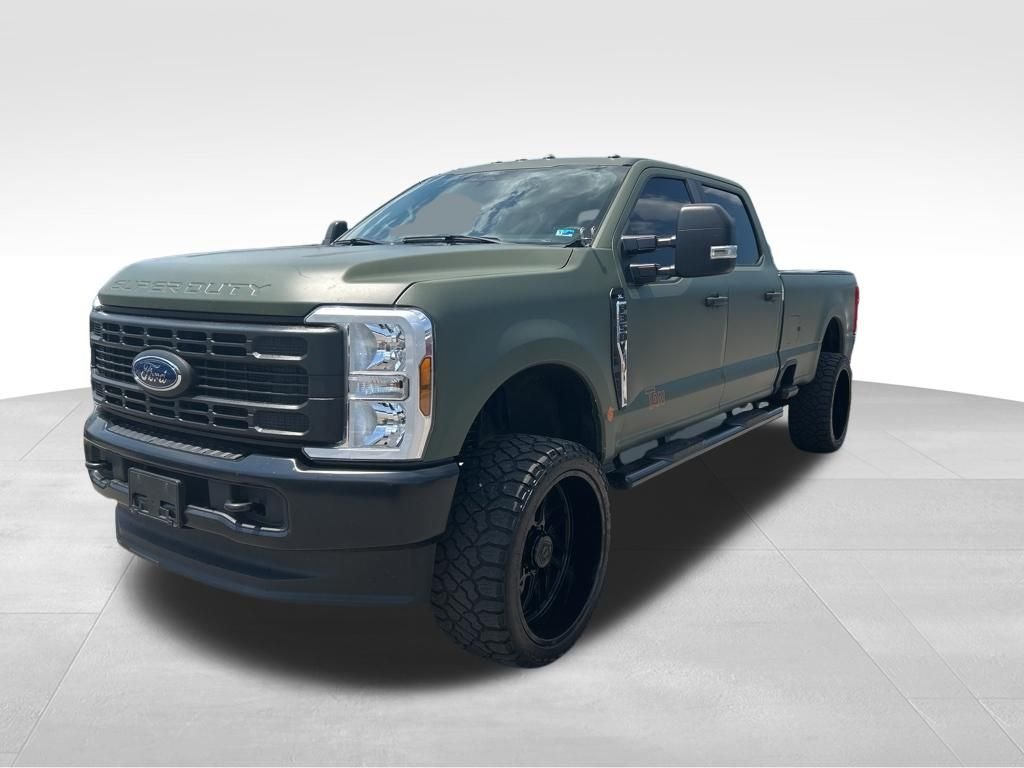 Used 2024 White Ford XL image 10
