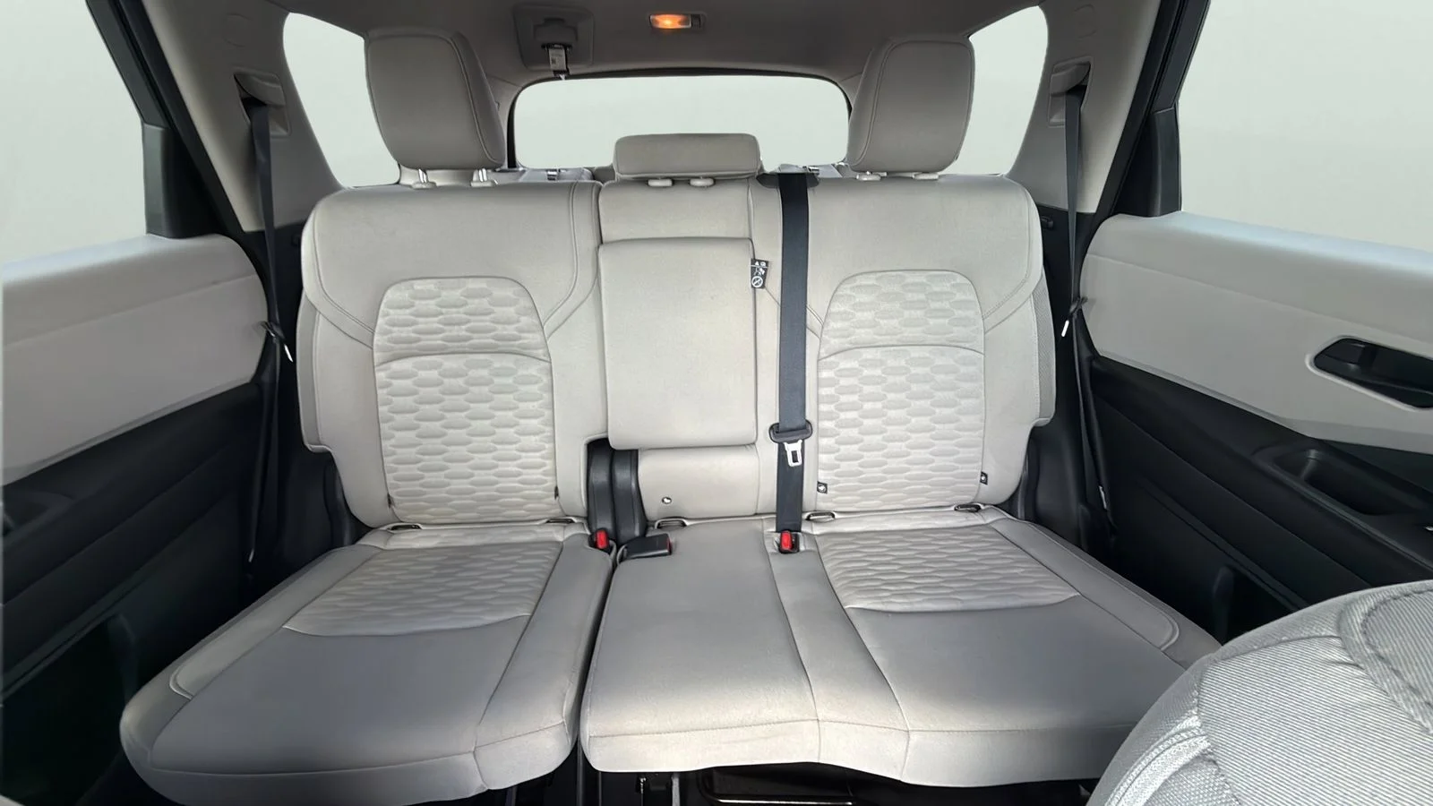 Used 2024 Gray Nissan SV image 24